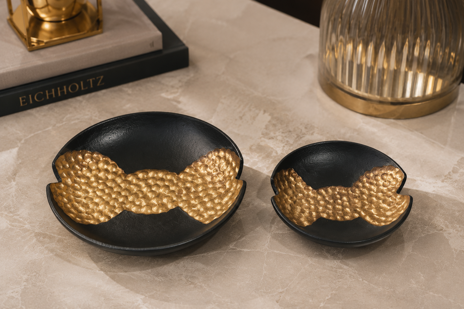 Textured Aluminium Round Platter – Matte Black & Antique Gold Finish (Luxury Decorative Serveware)