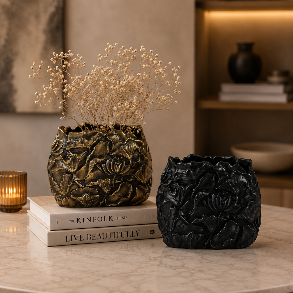 Floral Carved Aluminium Vase Set – Antique Gold & Matte Black Finish