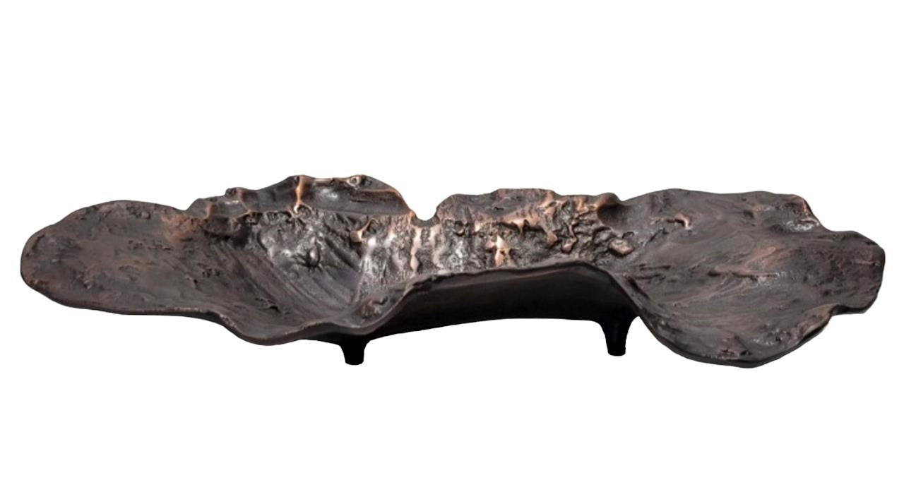Organic Leaf-Inspired Aluminium Serving Platter – Rustic Artisan Finish